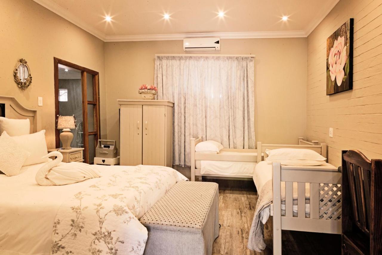 פיט רטיף De Loft Guesthouse מראה חיצוני תמונה